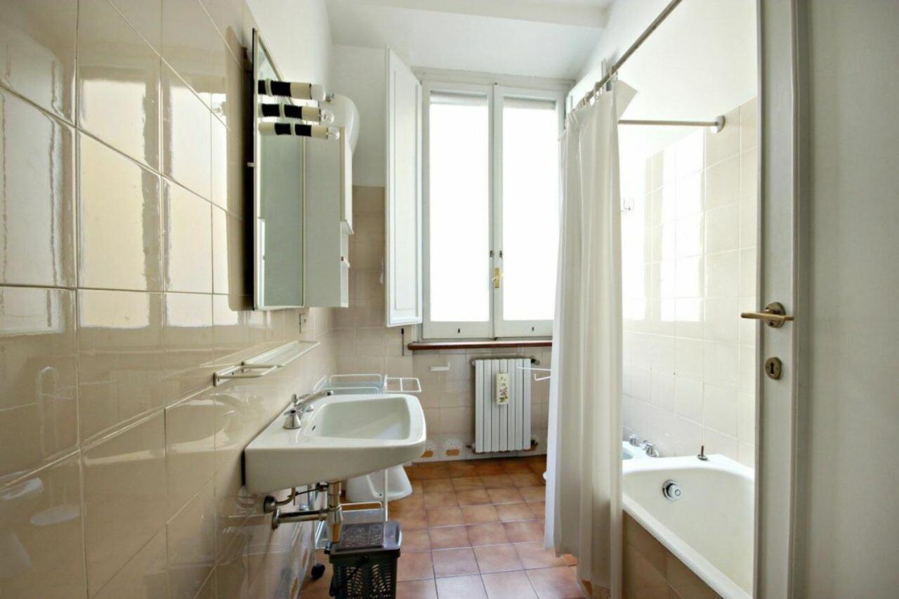 Apartment Vittorio Emanuele By Halldis Rom